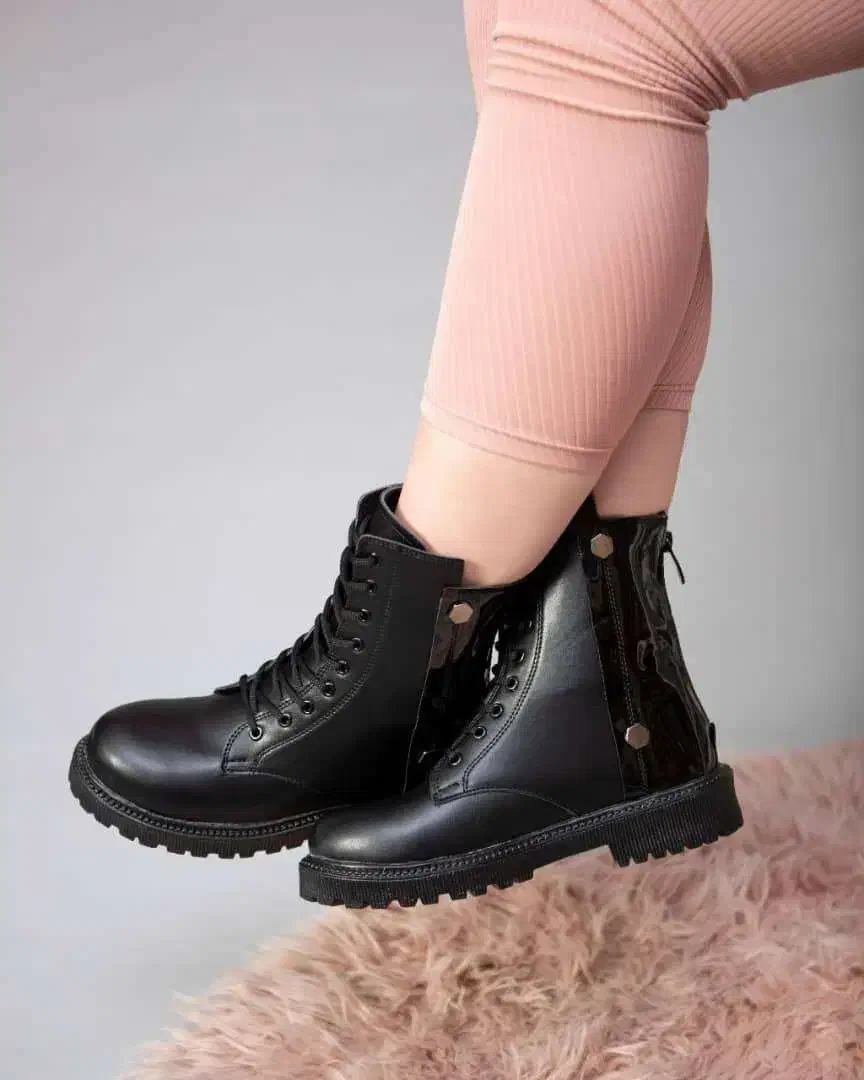 بوت زنانه و دخترانه|کیف، کفش، کمربند|کرج, شهرک بنفشه|دیوار