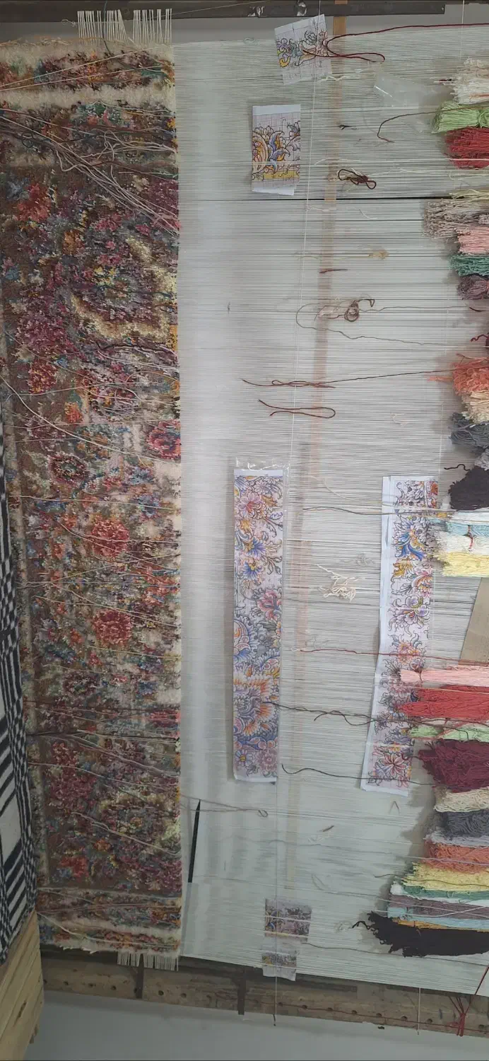 فروش فرش دستباف خطیبی ۳۰ رگ نیمه کاره )ابریشم دار|فرش|تبریز, |دیوار