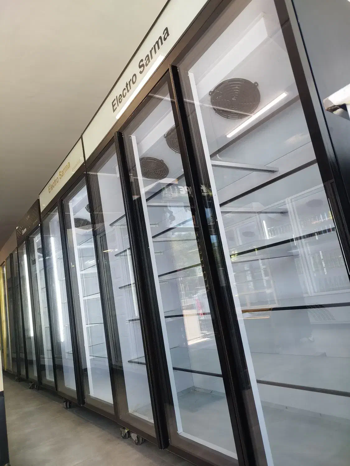 یخچال ایستاده سوپری در دو رنگ|فروشگاه و مغازه|مشهد, حضرت حجت|دیوار