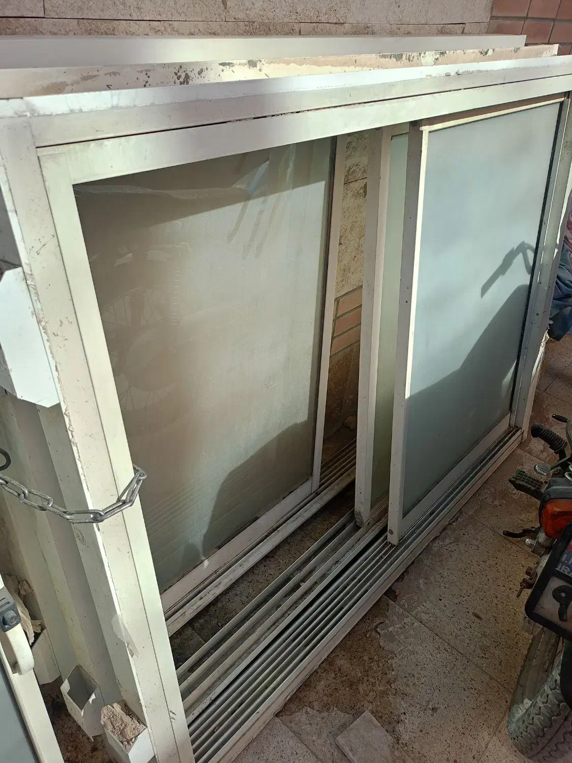 3 عدد پنجره آلومینیوم کاملا سالم|مصالح و تجهیزات ساختمان|اصفهان, جاوان|دیوار