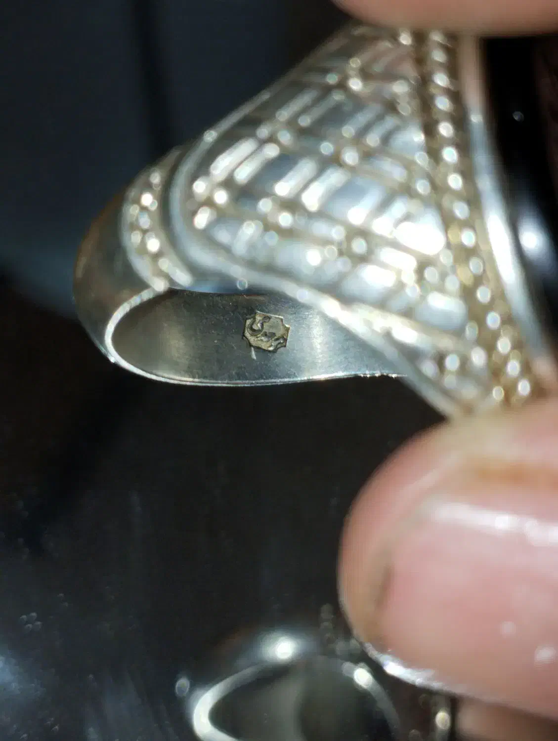 جزع|جواهرات|شهر ری, سرتخت|دیوار