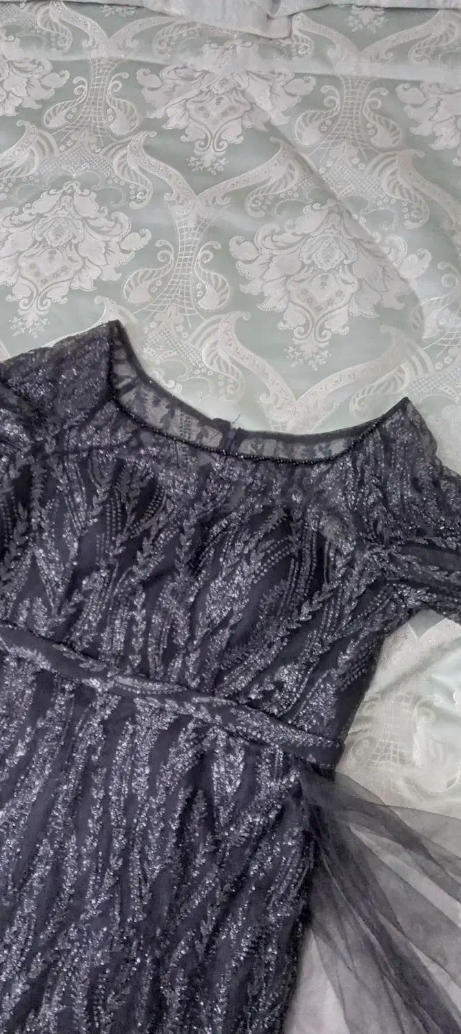 لباس مجلسی نو|لباس|اندیشه, اندیشه فاز ۳|دیوار