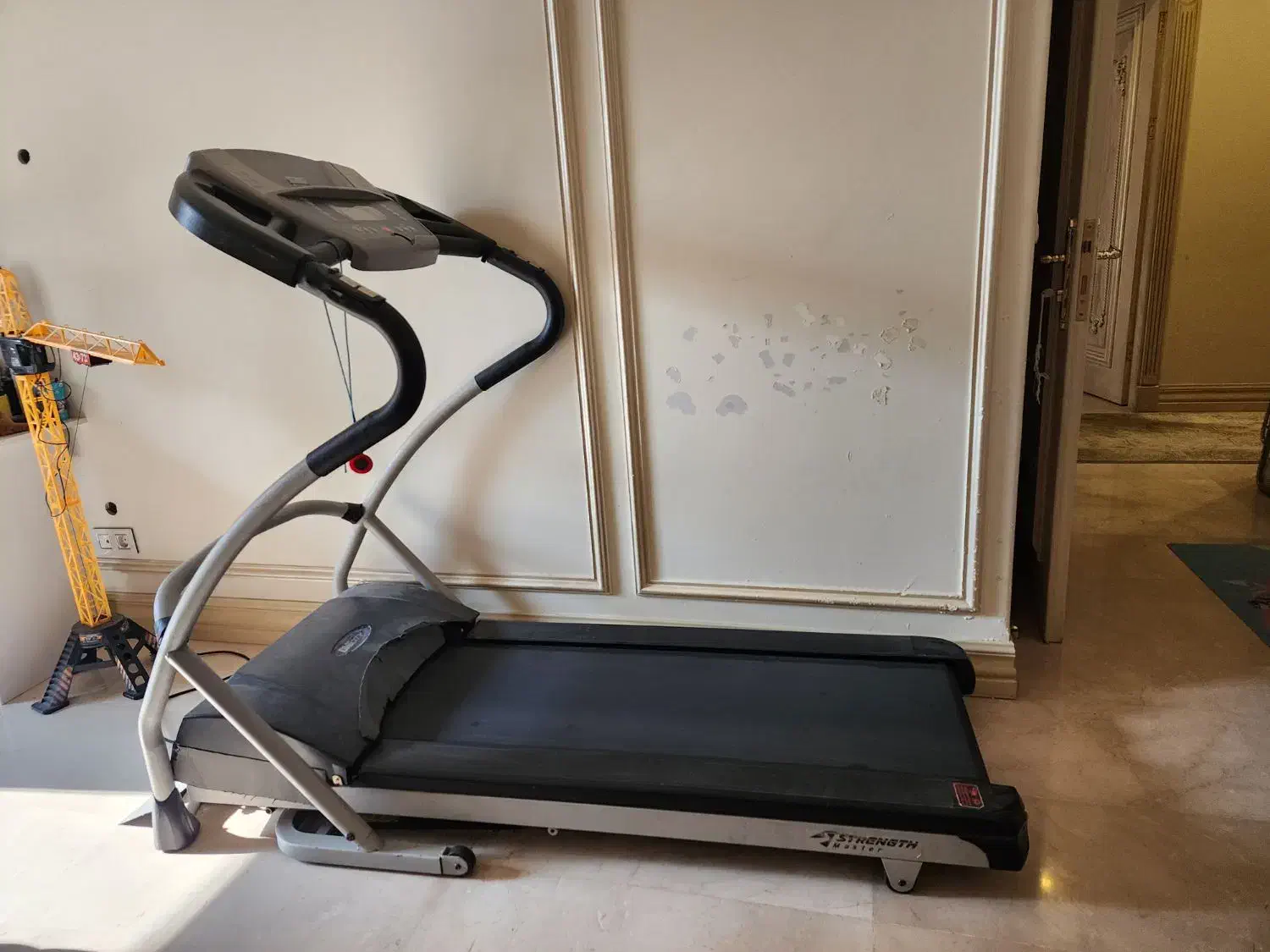 تردمیل strength master|تجهیزات ورزشی|تهران, دروس|دیوار