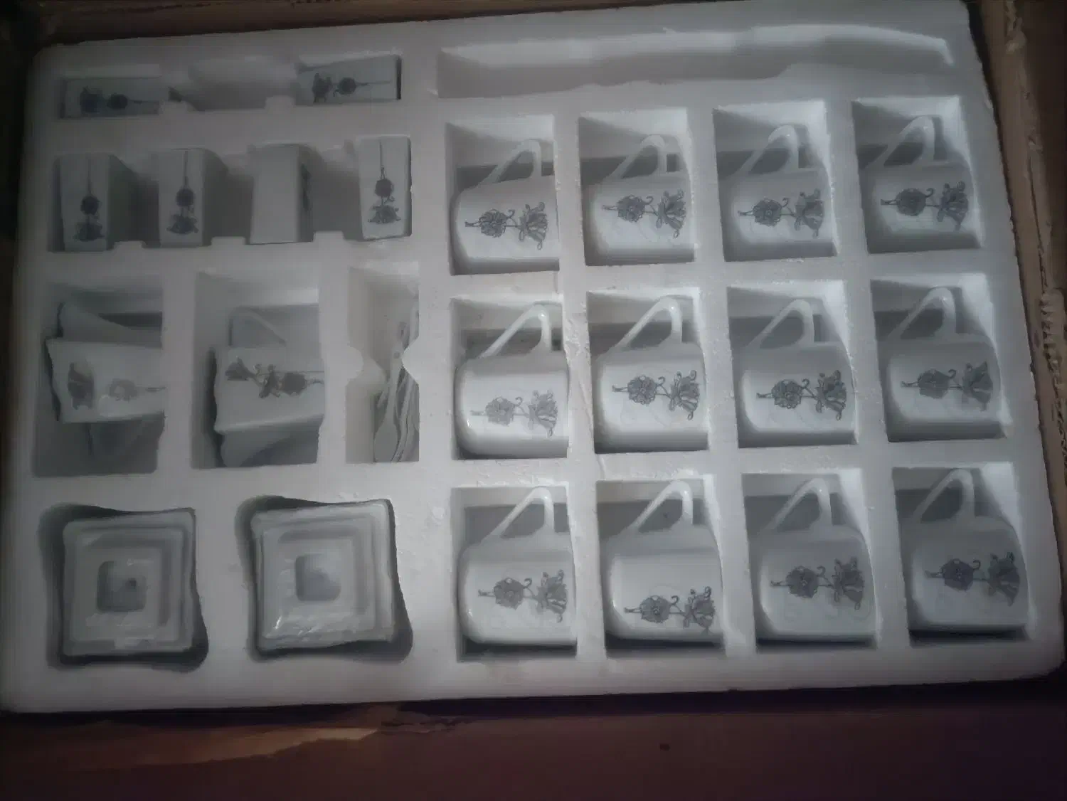 سرویس چینی آک مناسب جهیزیه 12نفره جدید|ظروف سرو و پذیرایی|اصفهان, لاله|دیوار