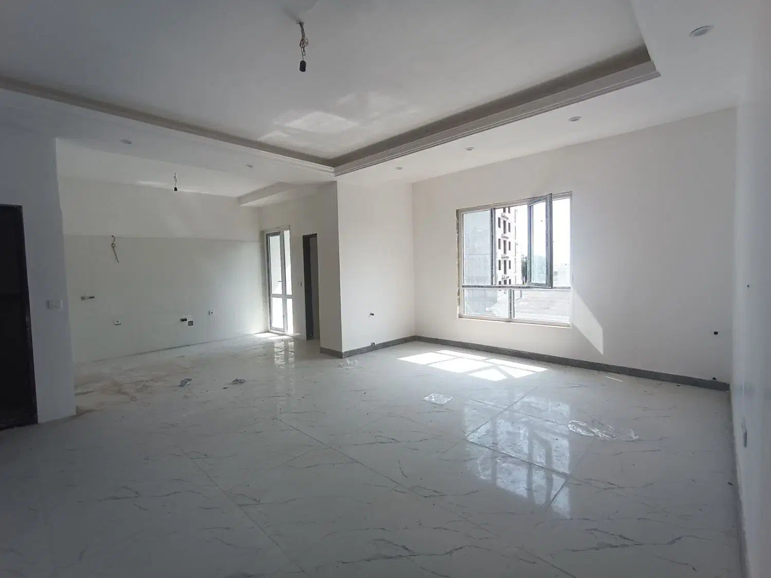 ۱۰۰ متر مرکز شهر ویو دریا کلید نخورده/ مستر + مطبخ|اجارهٔ آپارتمان|تنکابن, |دیوار