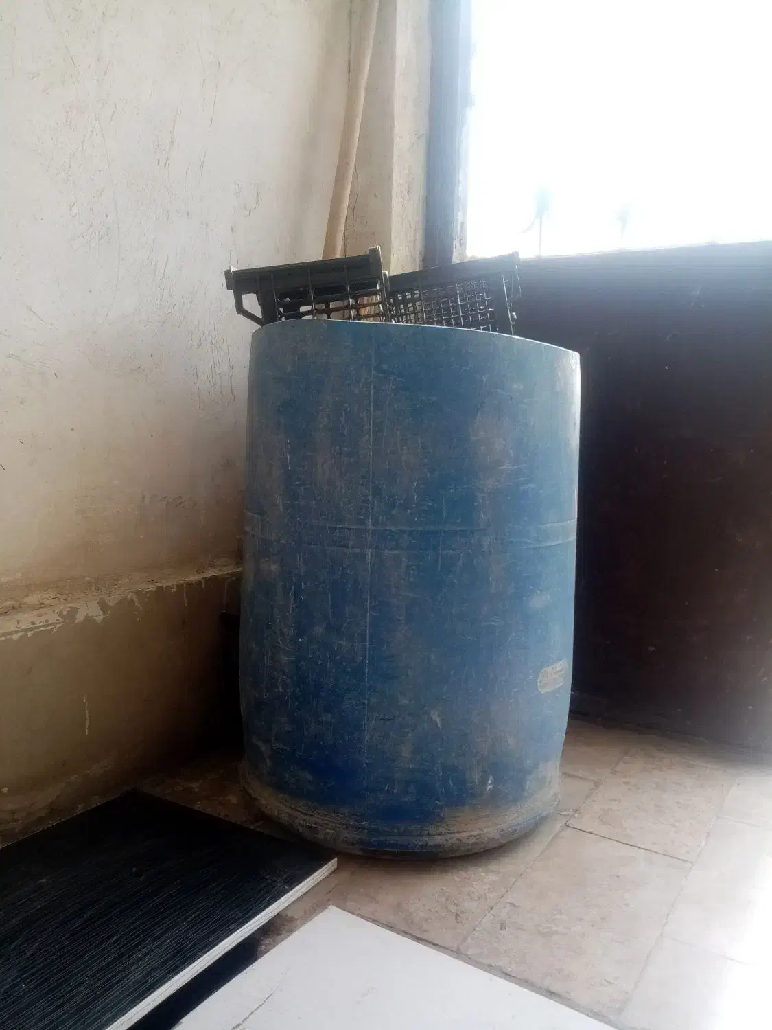 بشکه پلاستیکی|مصالح و تجهیزات ساختمان|دورود, |دیوار