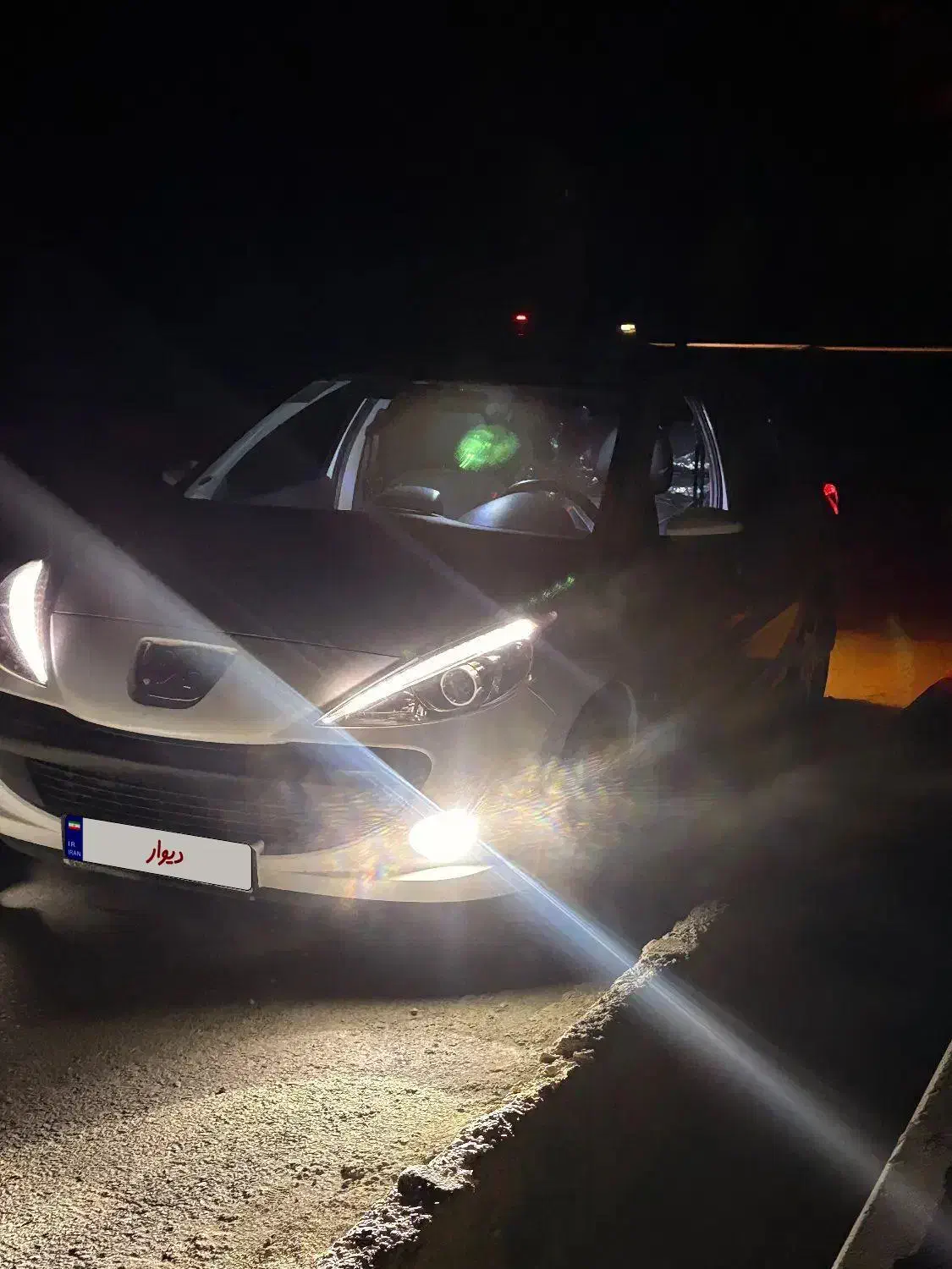 207 پانا بدون رنگ مدل ۴۰۱|خودرو سواری و وانت|بروجرد, |دیوار