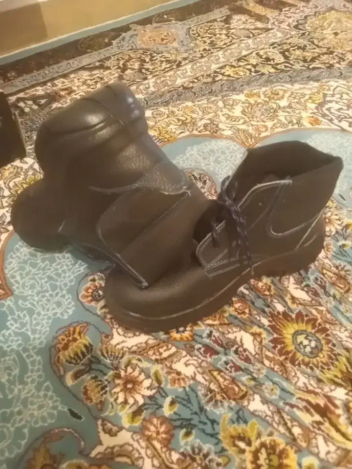 کفش کار|کیف، کفش، کمربند|صفادشت, |دیوار