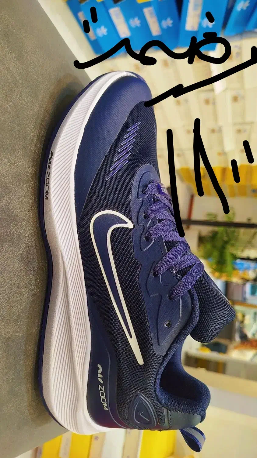 کتونی مردانه و زنانه|کیف، کفش، کمربند|رشت, چله خانه|دیوار