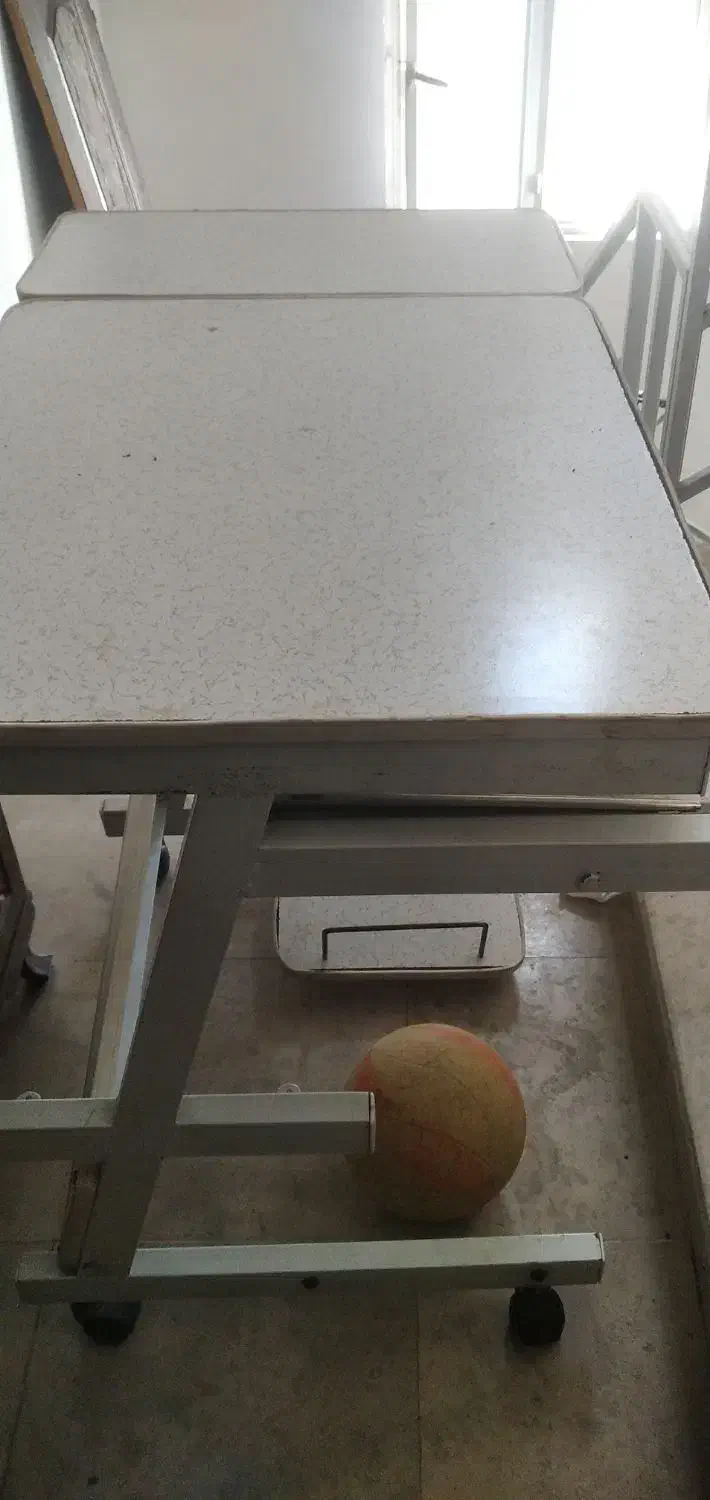 میز|میز تحریر و کامپیوتر|اراک, |دیوار