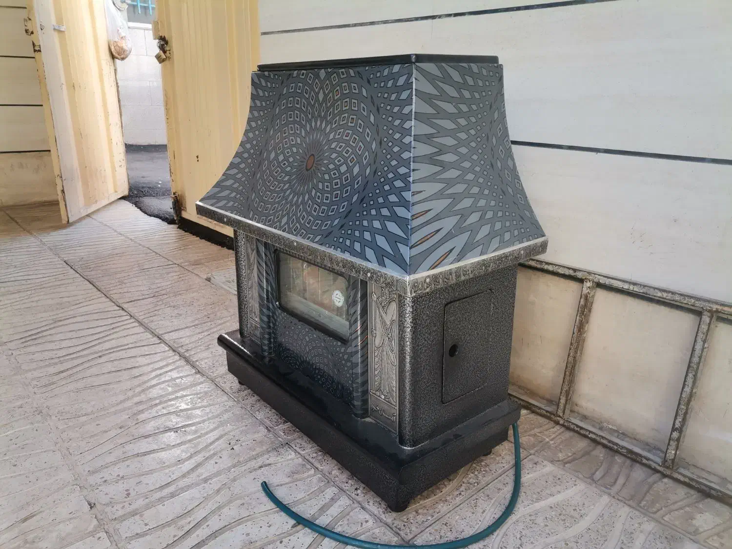 بخاری زیبا وسالم|بخاری، هیتر، شومینه|بروجرد, |دیوار