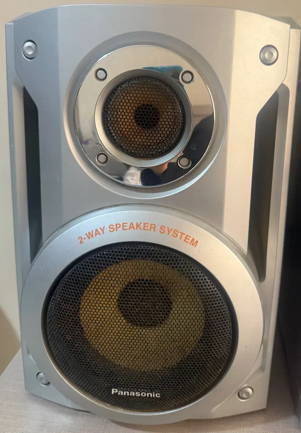 ظبط و باند|صوتی و تصویری|رشت, نیکمرام|دیوار