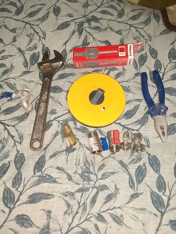 همه شون باهم یک وپونصد|ابزارآلات|مشهد, هفت تیر (آب و برق)|دیوار