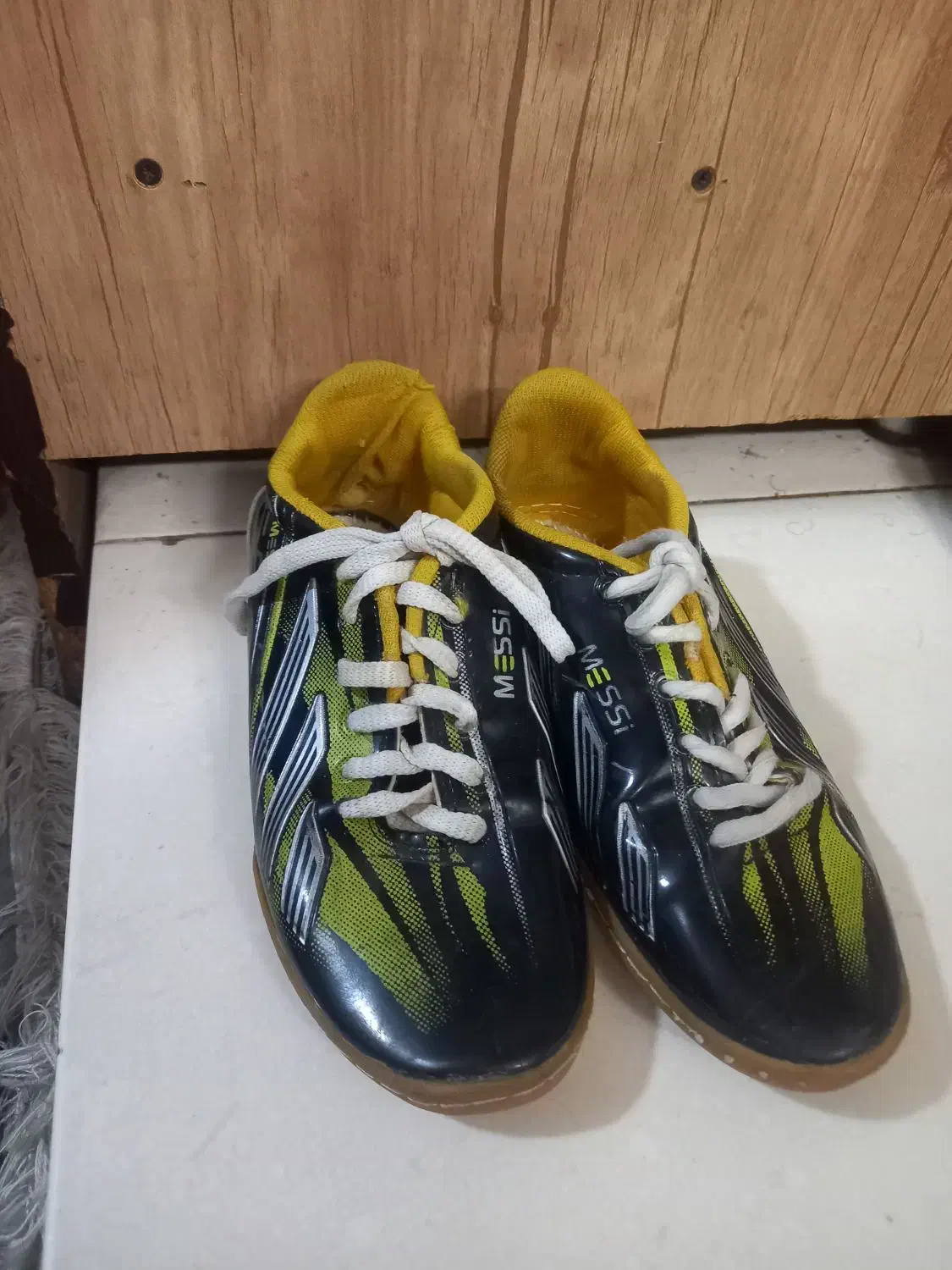 کفش فوتسال|ورزش‌های توپی|مشهد, مشکینی (شهرک غرب)|دیوار