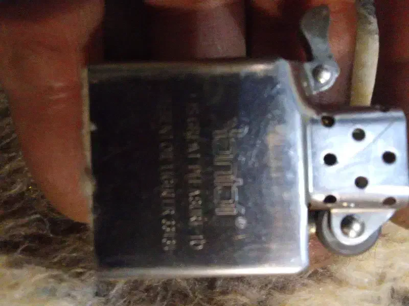 فندک بنزینی|کلکسیون اشیاء عتیقه|اهر, |دیوار