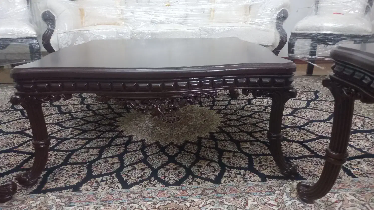 جلومبلی و عسلی|مبلمان خانگی و میز عسلی|گلستان (تهران), |دیوار