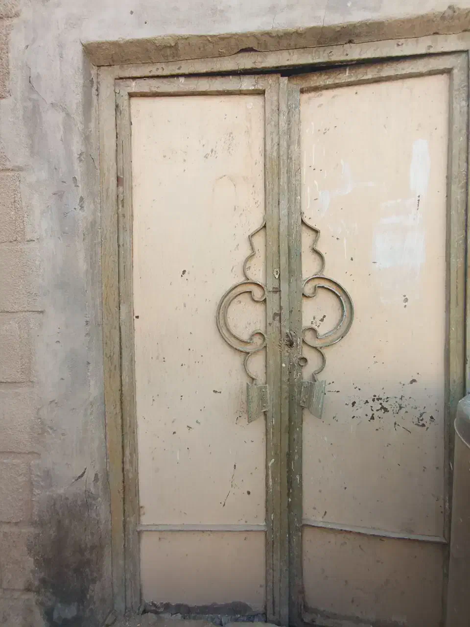 تعدادی درب و پنجره|مصالح و تجهیزات ساختمان|زابل, |دیوار