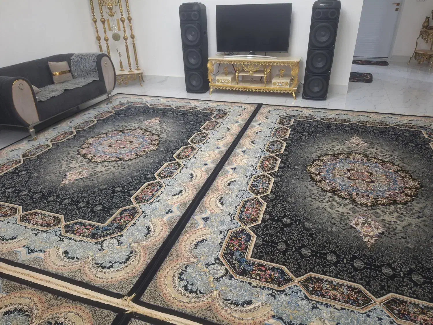 فرش ۱۰۰۰ شانه ۳۰۰۰ هزار تراکم|فرش|کوهدشت, |دیوار