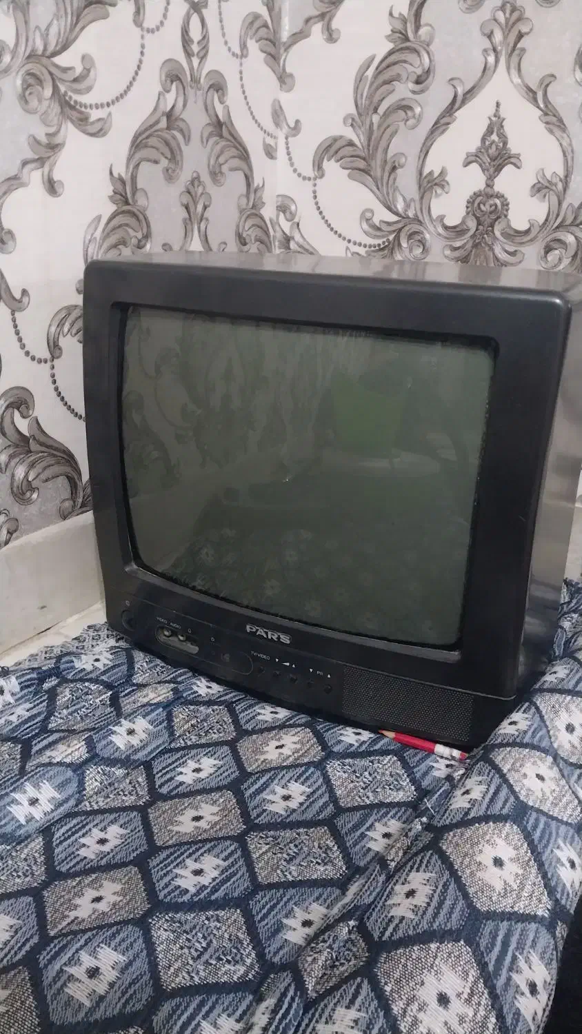 تلوزیون ۱۴ اینچ پارس|تلویزیون و پروژکتور|هشتگرد, شهرک ولیعصر (مصلی)|دیوار