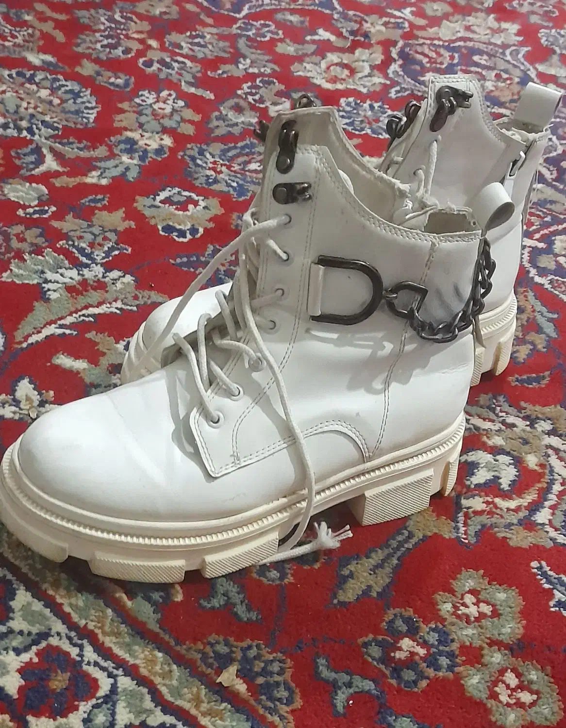 نیم بوت زنانه، سفیدرنگ،سایز39|کیف، کفش، کمربند|ارومیه, |دیوار