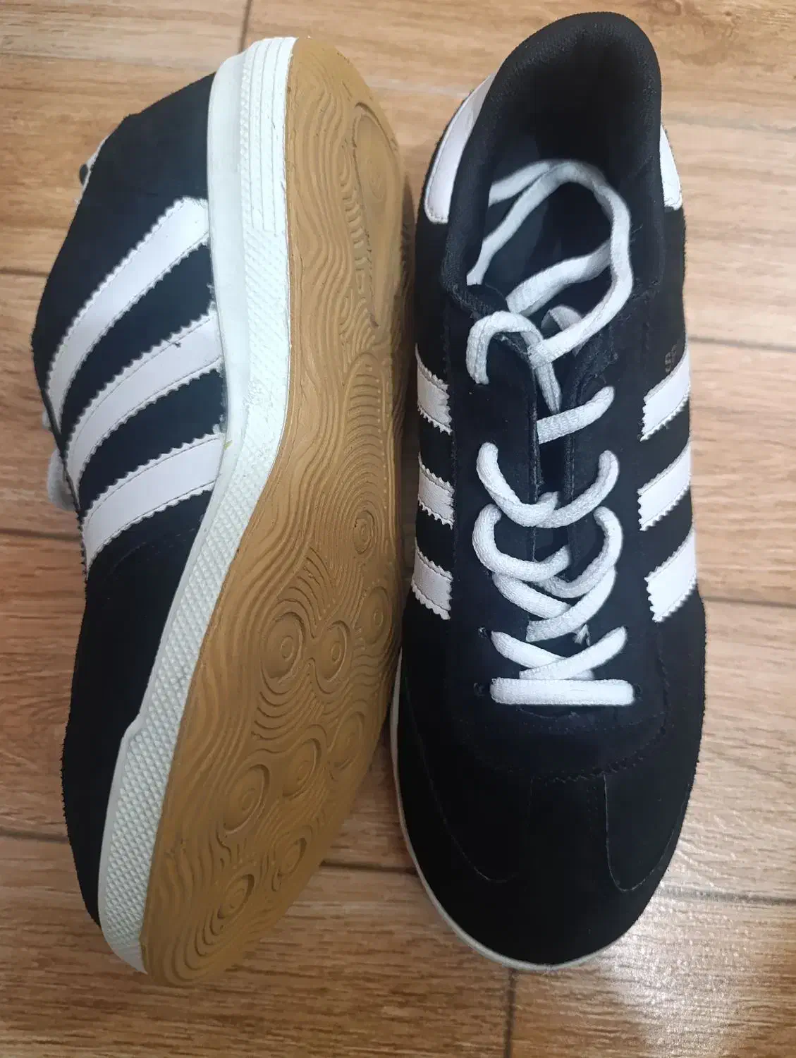 کفش فوتبال|کیف، کفش، کمربند|ساوه, |دیوار