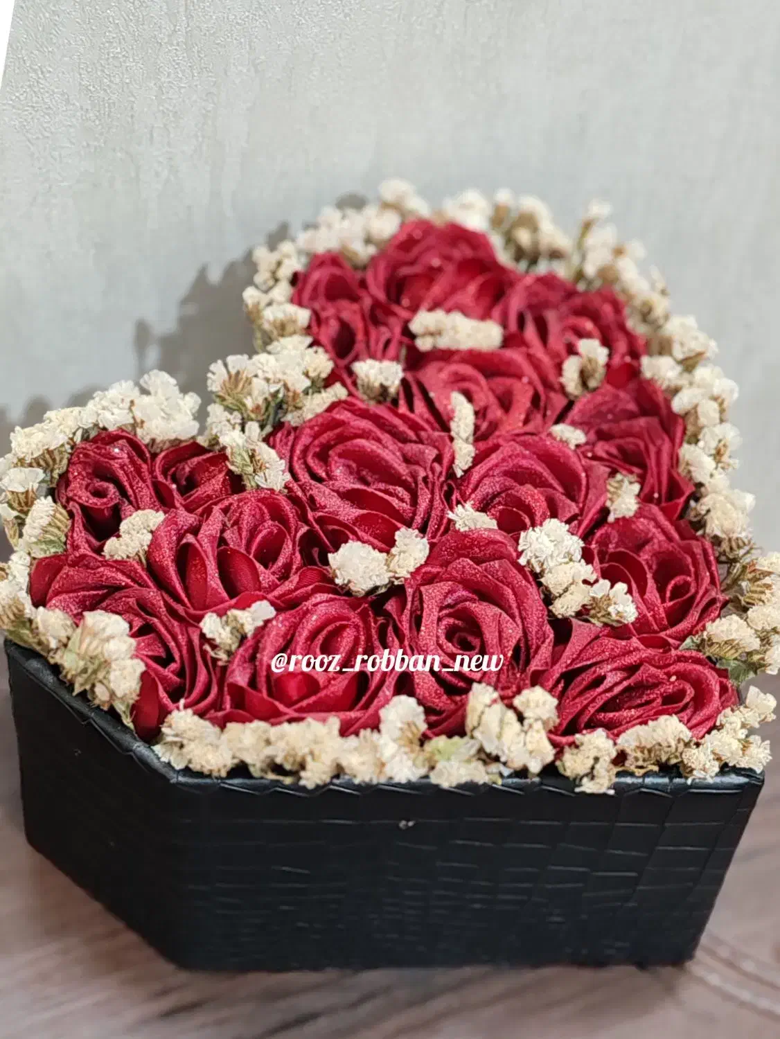 گل روبانی|گل مصنوعی|شیراز, کوشک میدان|دیوار