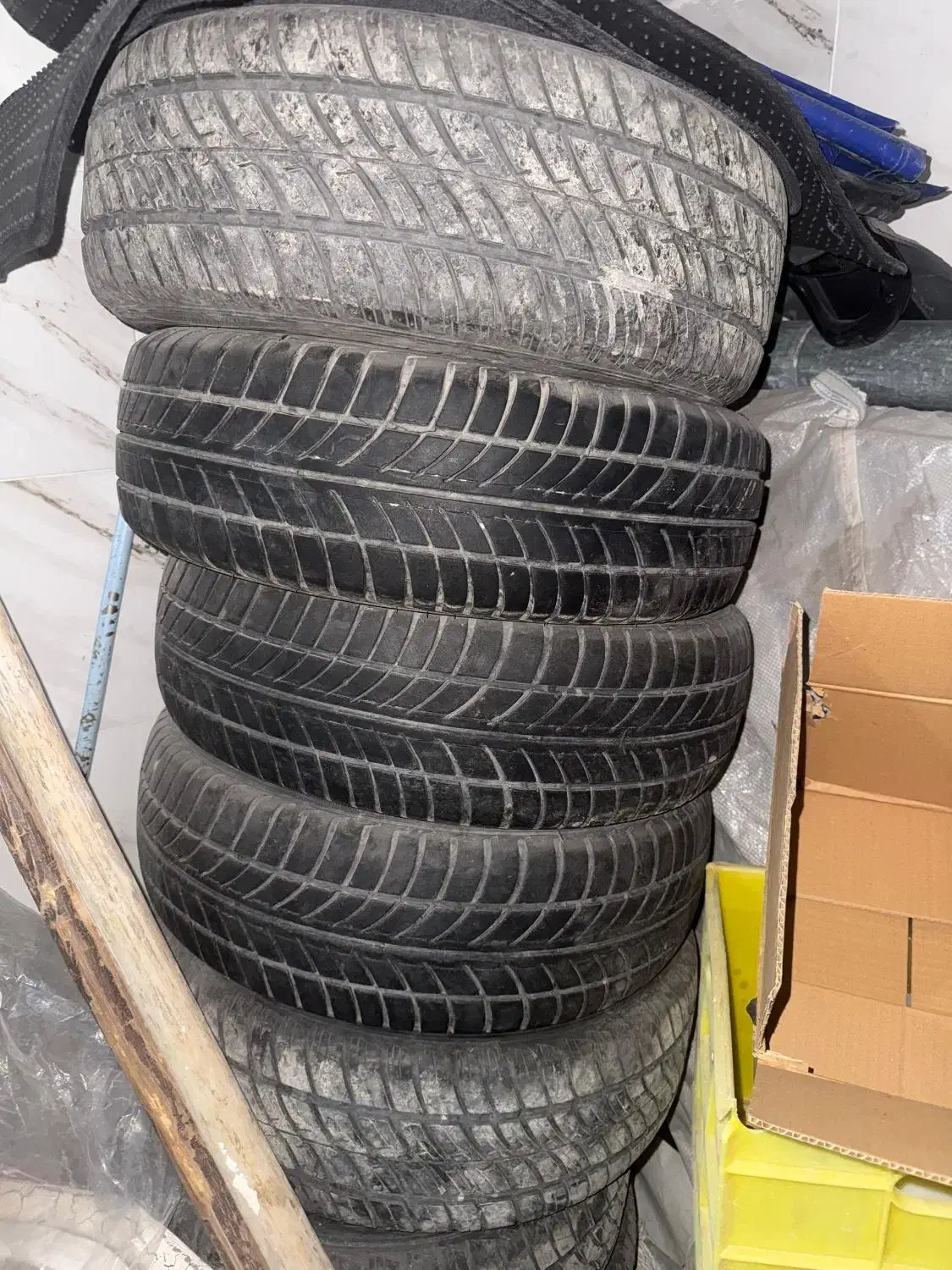 لاستیک رنگ۱۵|قطعات یدکی و لوازم جانبی|سیرجان, |دیوار