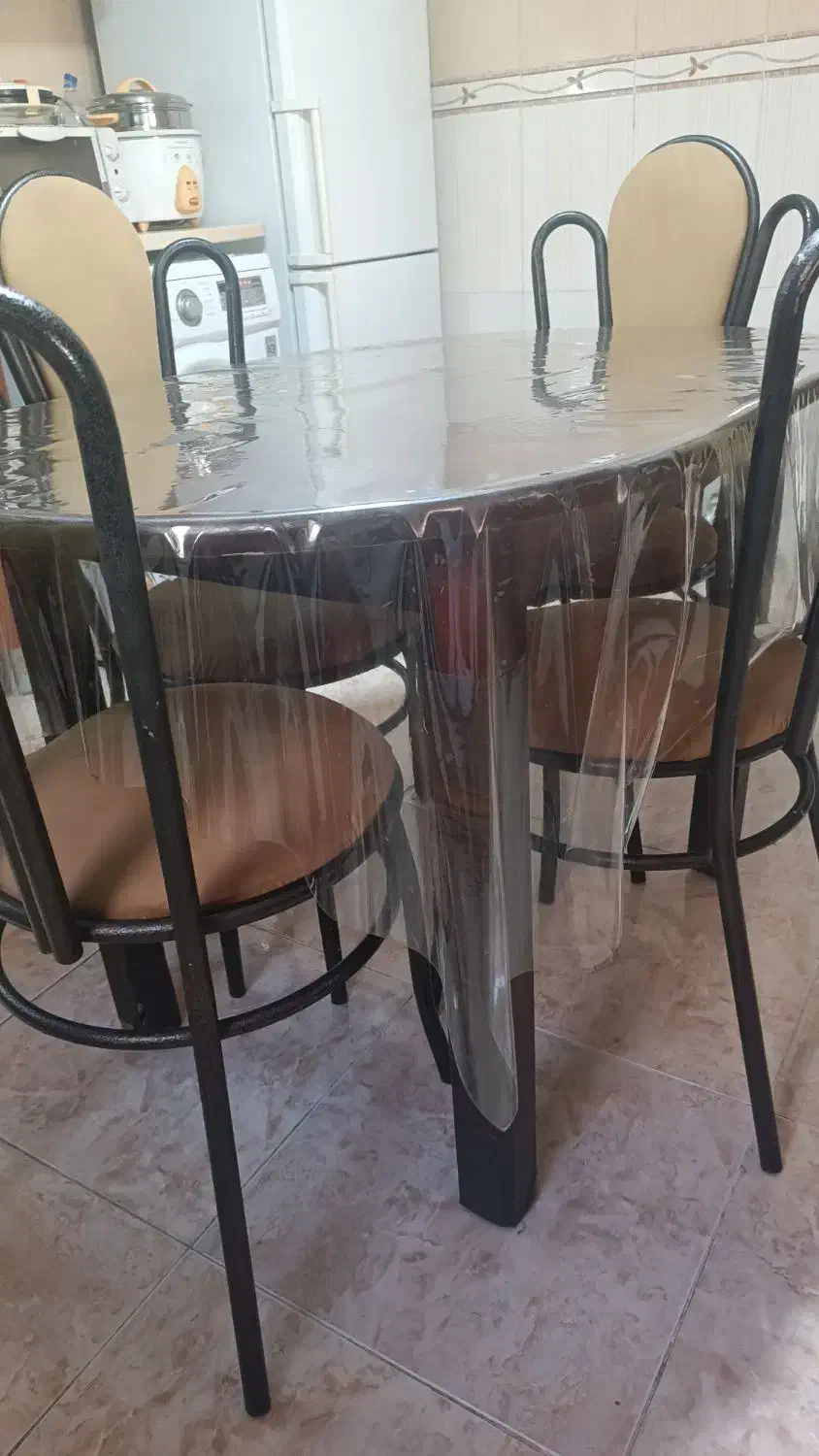 میز و صندلی ناهارخوری 4 نفره|میز و صندلی غذاخوری|شیراز, دشت چنار|دیوار