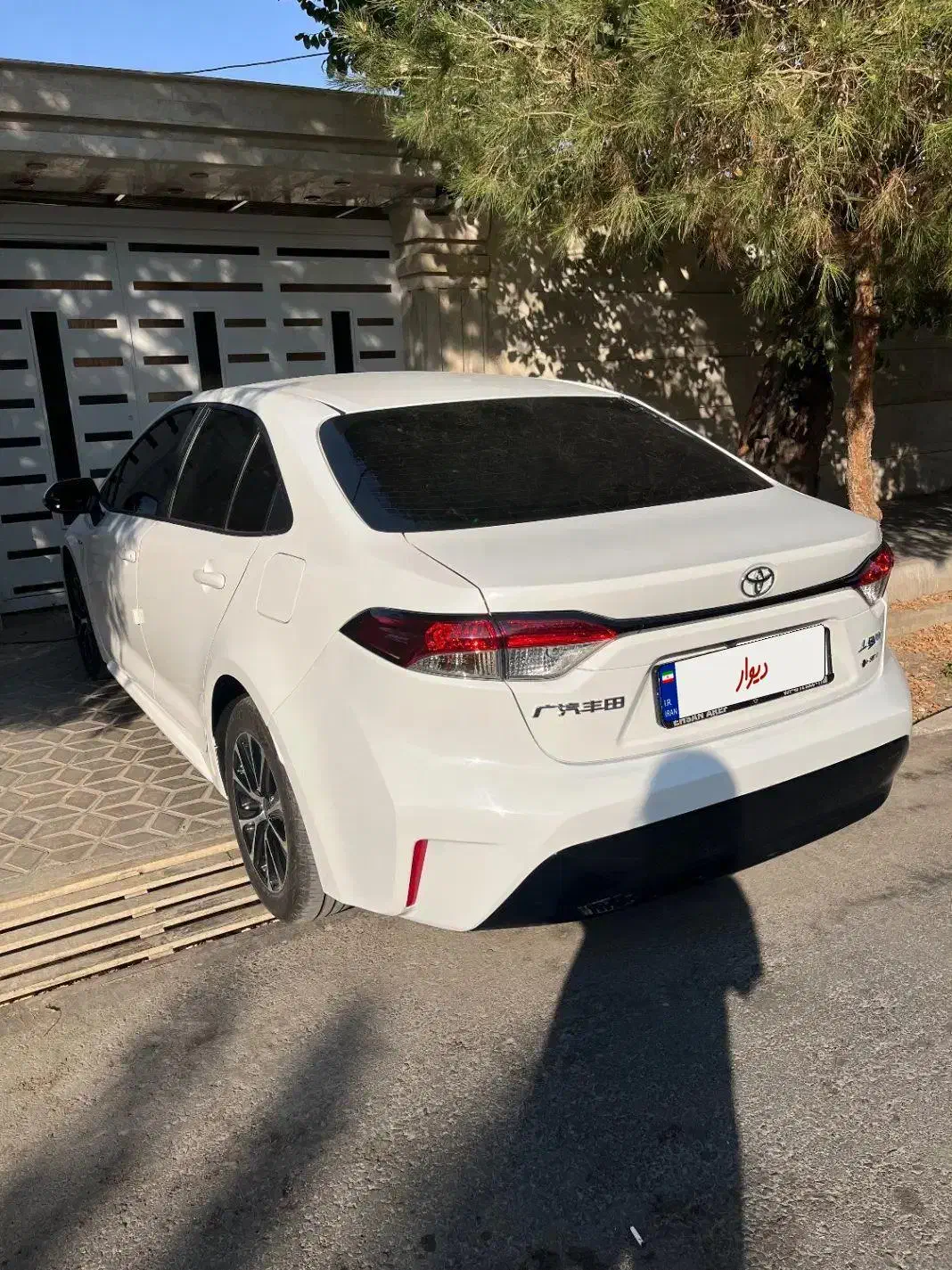 تویوتا لوین هیبرید ۱۸۰۰ (مدل ۲۰۲۴)|خودرو سواری و وانت|شاهین‌شهر, پاسداران|دیوار