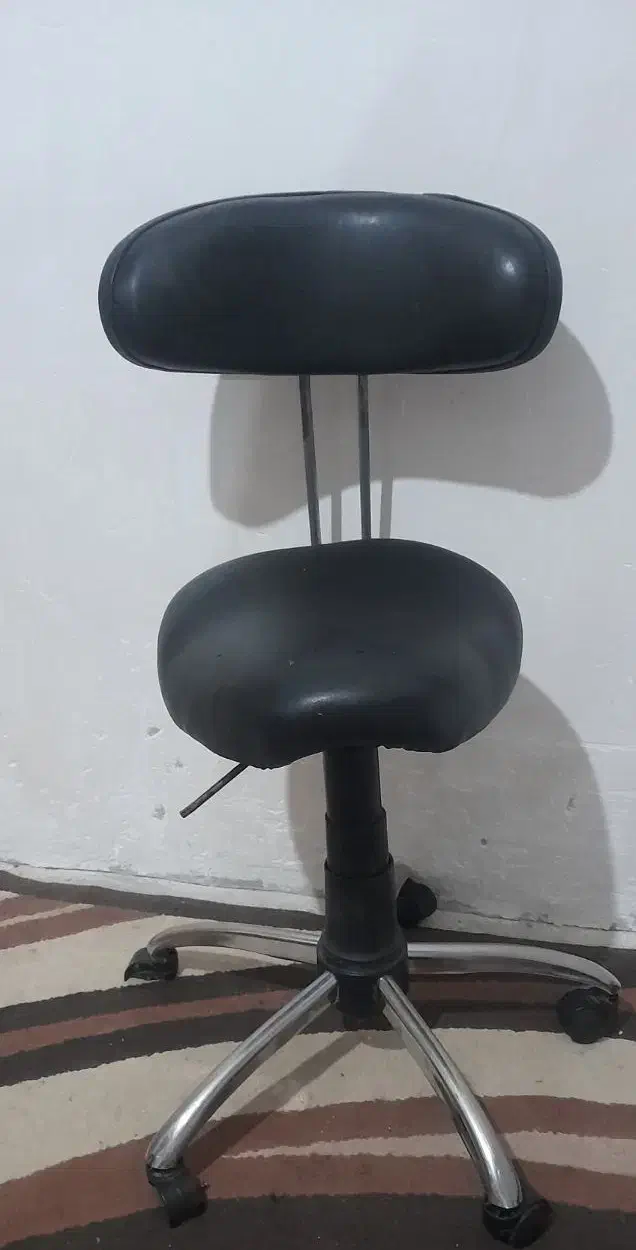 صندلی|صندلی و نیمکت|خرم‌آباد, |دیوار