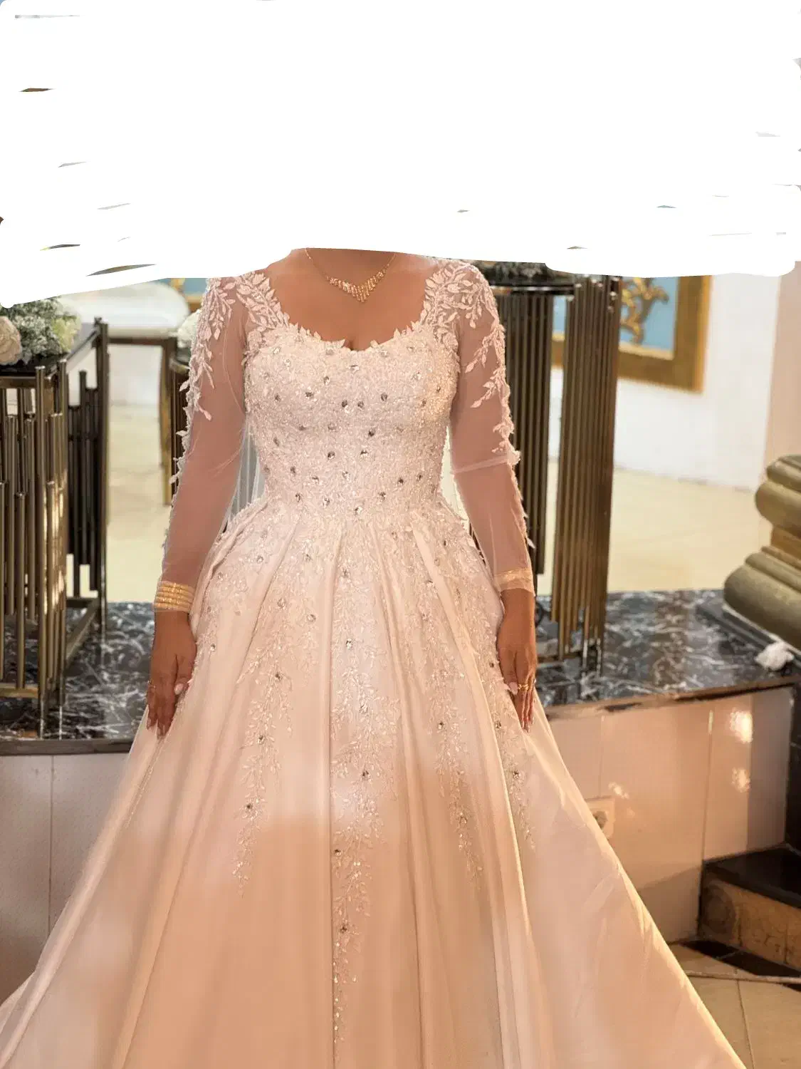 فروش لباس عروس به همراه ژپون۷فنره ۷۵۰۰|لباس|لاهیجان, لفمجان|دیوار