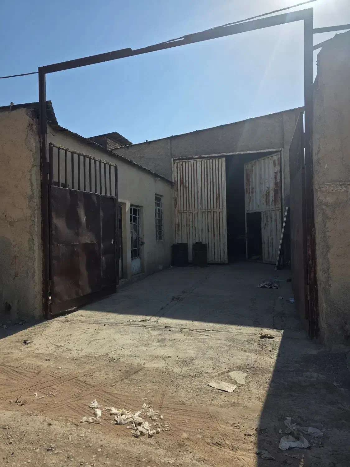 رهن یا اجاره سوله ۲۵۰ متری|اجارهٔ دفتر صنعتی، کشاورزی، تجاری|قرچک, امین آباد|دیوار