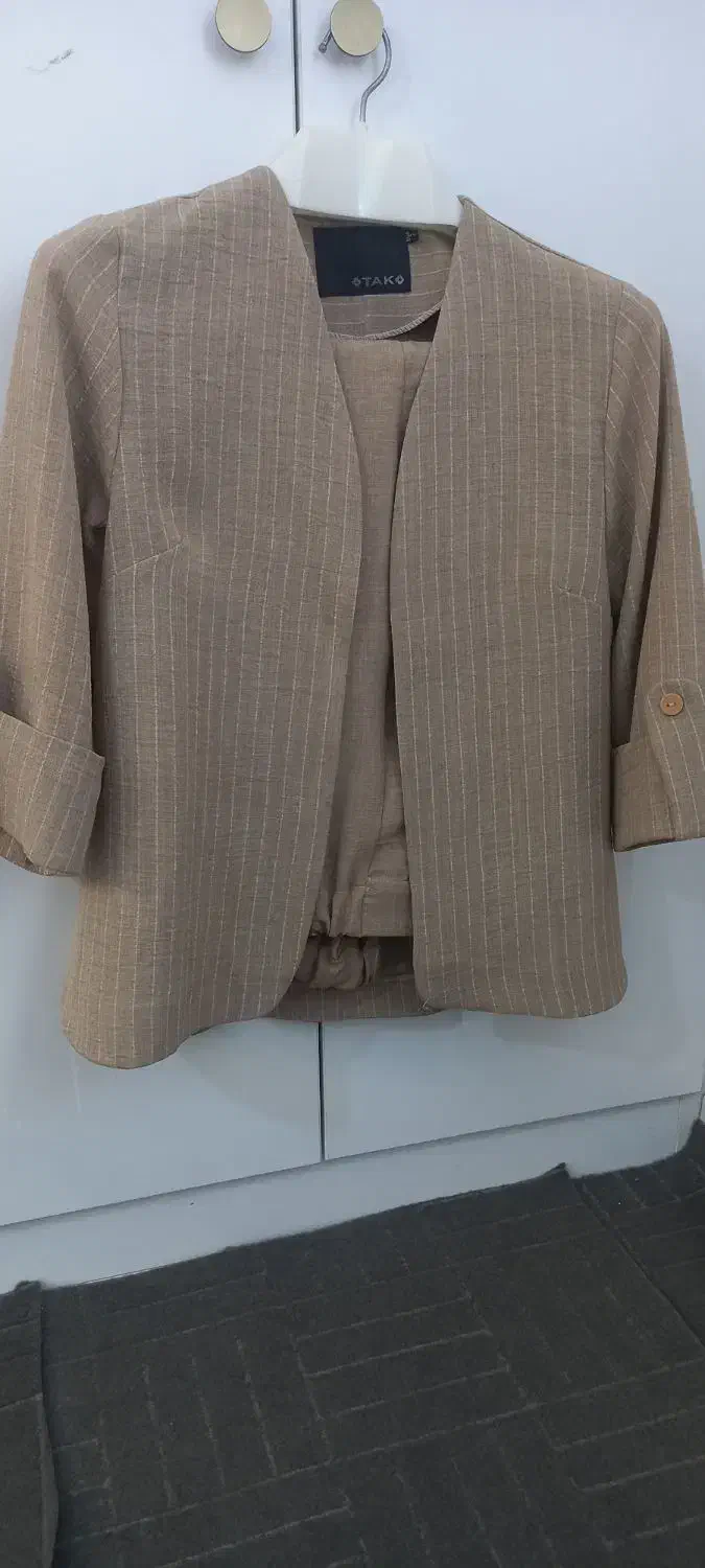 کت شلوار|لباس|کنارک, |دیوار