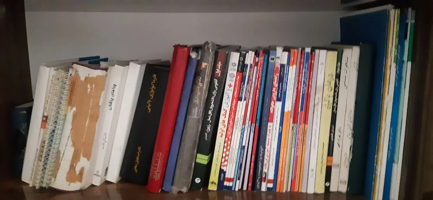 فروش کتاب های علمی پزشکی رمان ...|کتاب و مجله آموزشی|شیراز, شهرک گلدشت حافظ‎|دیوار