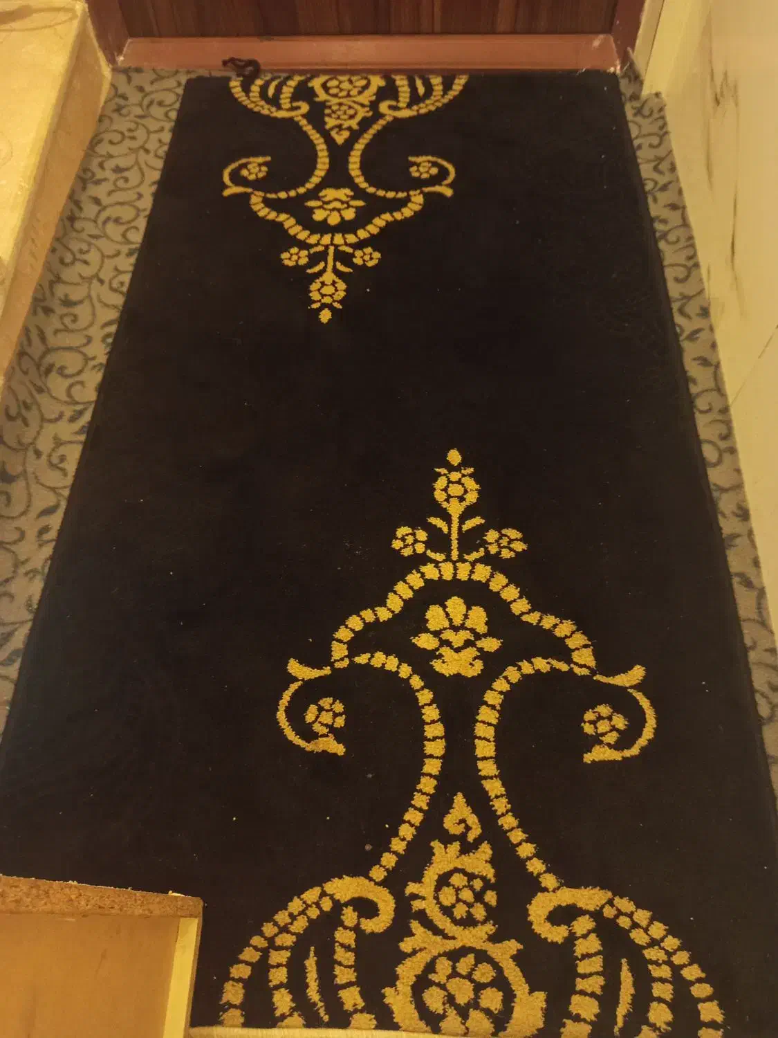 فرش کناره|فرش|بهارستان, |دیوار