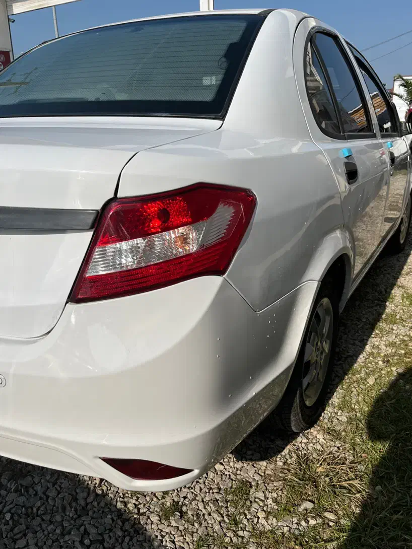 ساینا مدل ۹۸|خودرو سواری و وانت|آستارا, |دیوار