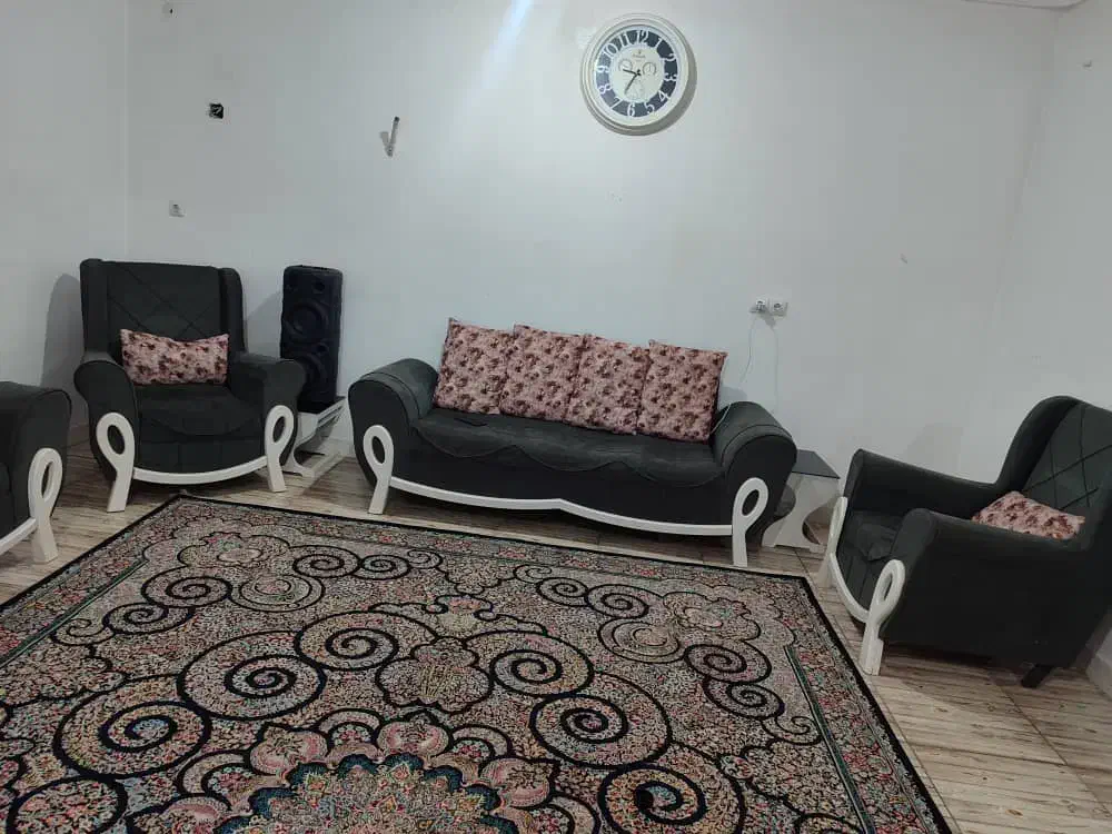 مبلمان سالم ۷ نفره خاکستری|مبلمان خانگی و میز عسلی|اهواز, کوی بشارت|دیوار