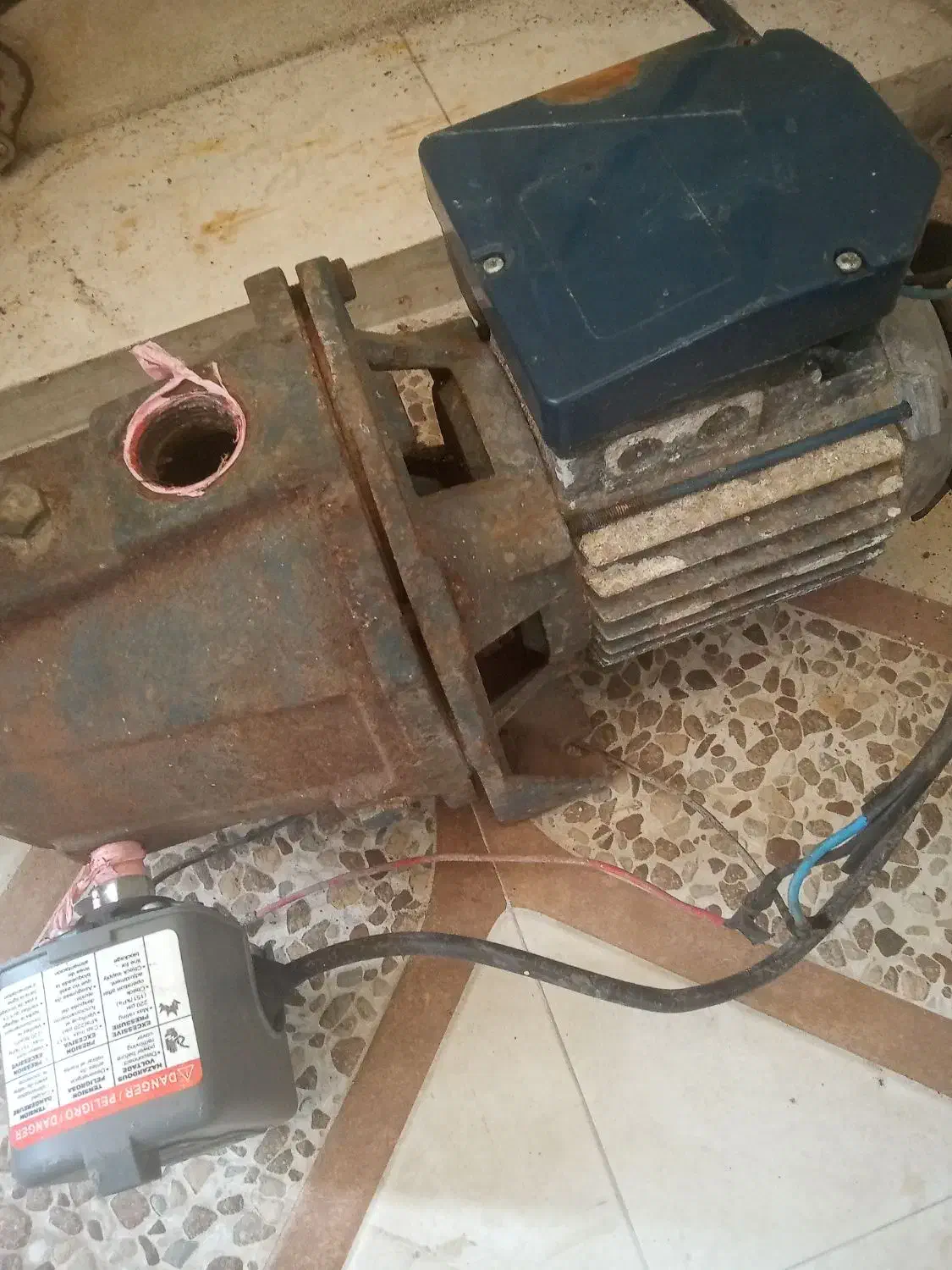 پمپ آب پنتاکس|مصالح و تجهیزات ساختمان|رشت, لاکان شهر|دیوار