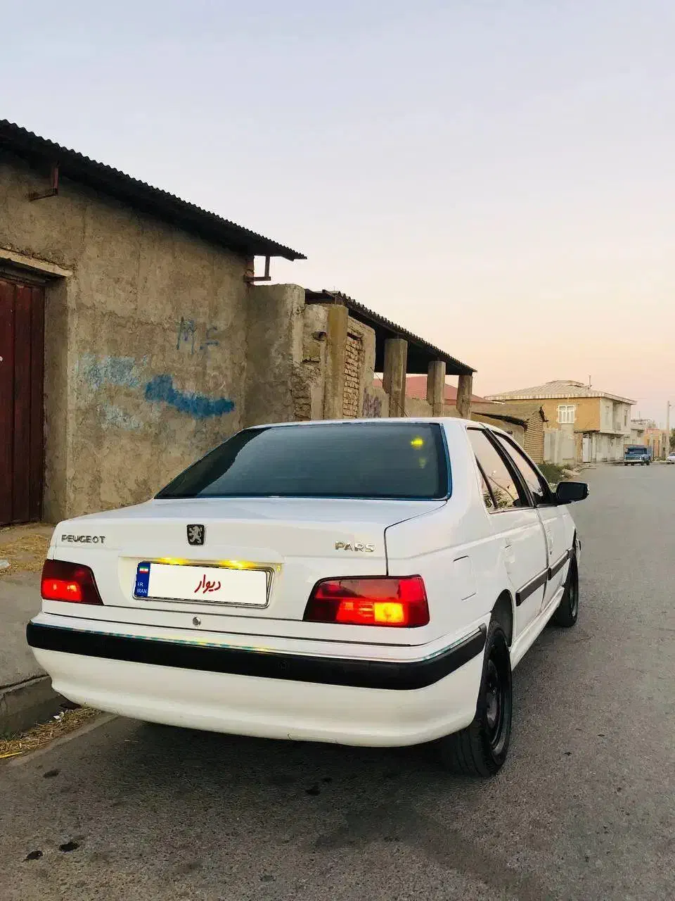 پژوپارس سال۱۴۰۰|خودرو سواری و وانت|سیمین شهر, |دیوار