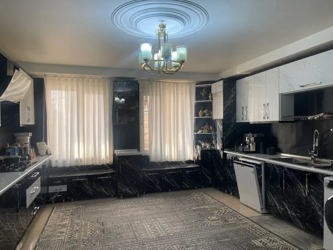 کابینت هایگلاس|بوفه، ویترین، کنسول|رباط‌کریم, رباط‌کریم|دیوار