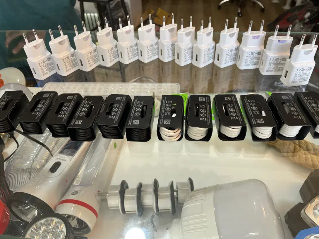 آدابتور و کابل S 10 اورجینال موجود شد|لوازم جانبی موبایل و تبلت|ملایر, |دیوار