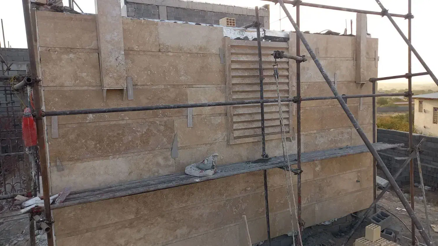 سنگ کاری کاشی کاری|خدمات پیشه و مهارت|ساوه, |دیوار