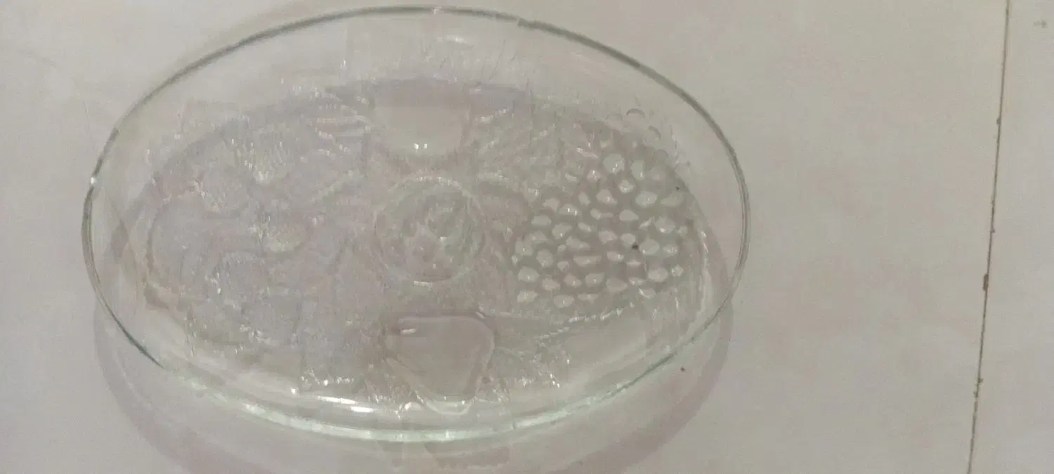 تعدادی ظرف|ظروف پخت‌وپز|گرگان, |دیوار