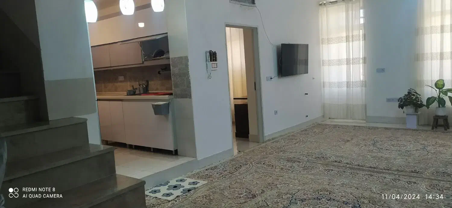 مبله سراج تمیز واقعی هفته ای ماهیانه سالیانه|اجارهٔ کوتاهمدت آپارتمان و سوئیت|شیراز, حجت آباد|دیوار