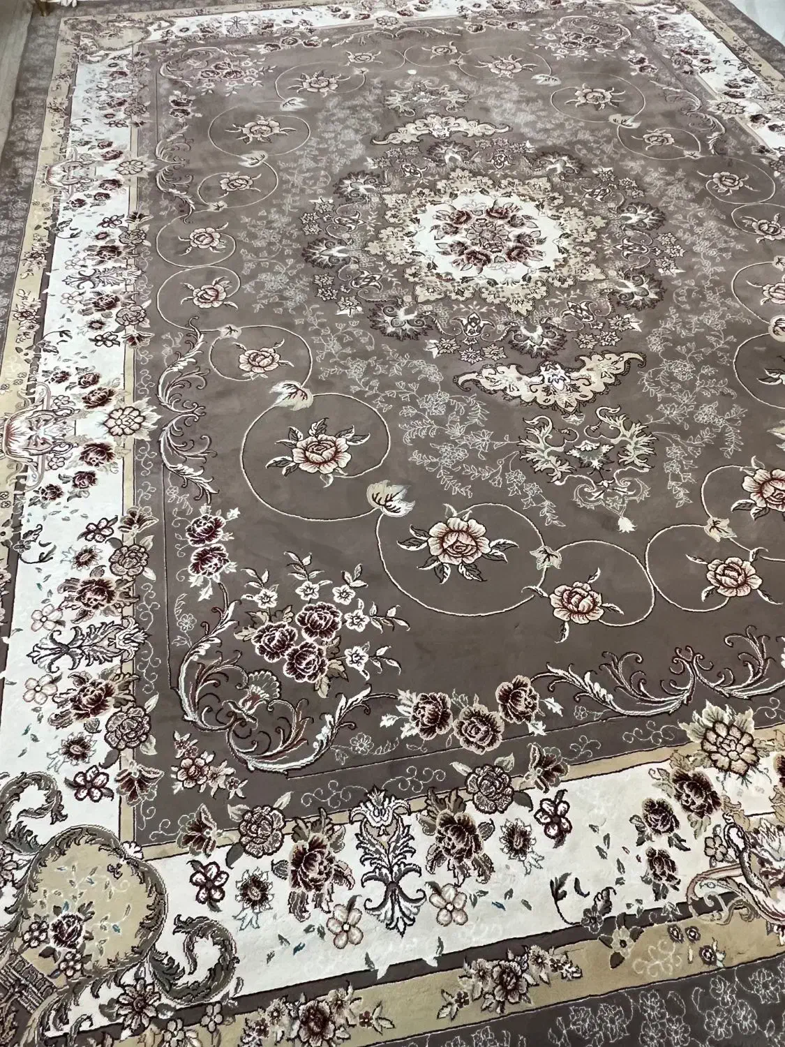 یدونه فرش ۱۲ متری ۶تا پشتی ،۲تا کناره|فرش|مشهد, آزادشهر|دیوار