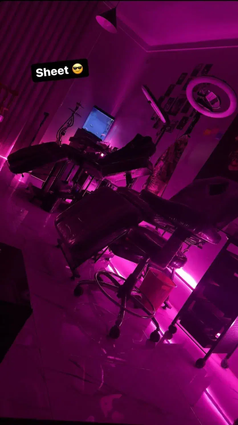 تخت تتو ترولی|آرایشگاه و سالنهای زیبایی|اندیشه, اندیشه فاز ۱|دیوار