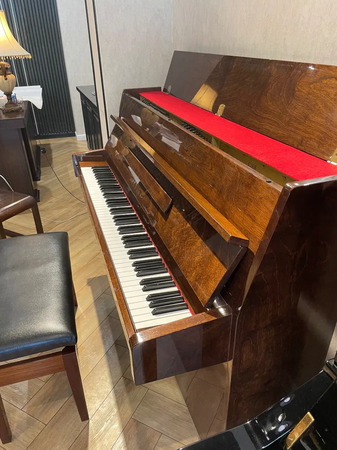 پیانو یاماها ژاپن Yamaha c108|پیانو، کیبورد، آکاردئون|اصفهان, هزارجریب|دیوار