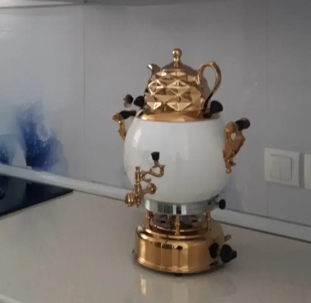 سماور طلایی ۶ لیتری|سماور، چایساز، قهوهساز|مشگین شهر, |دیوار