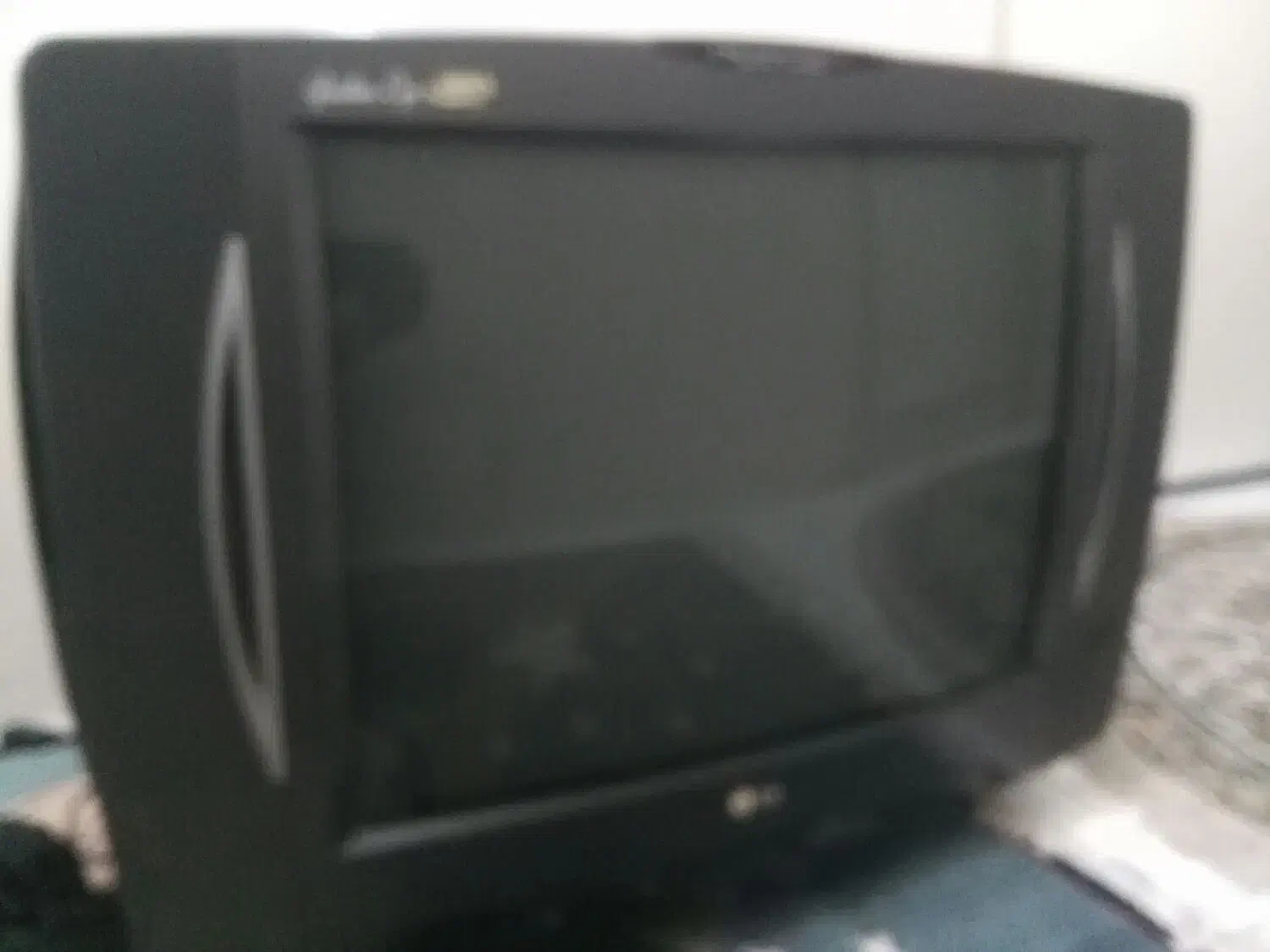 تلویزیون ال جی 21سالم نو هست|تلویزیون و پروژکتور|پرند, فاز ۶|دیوار