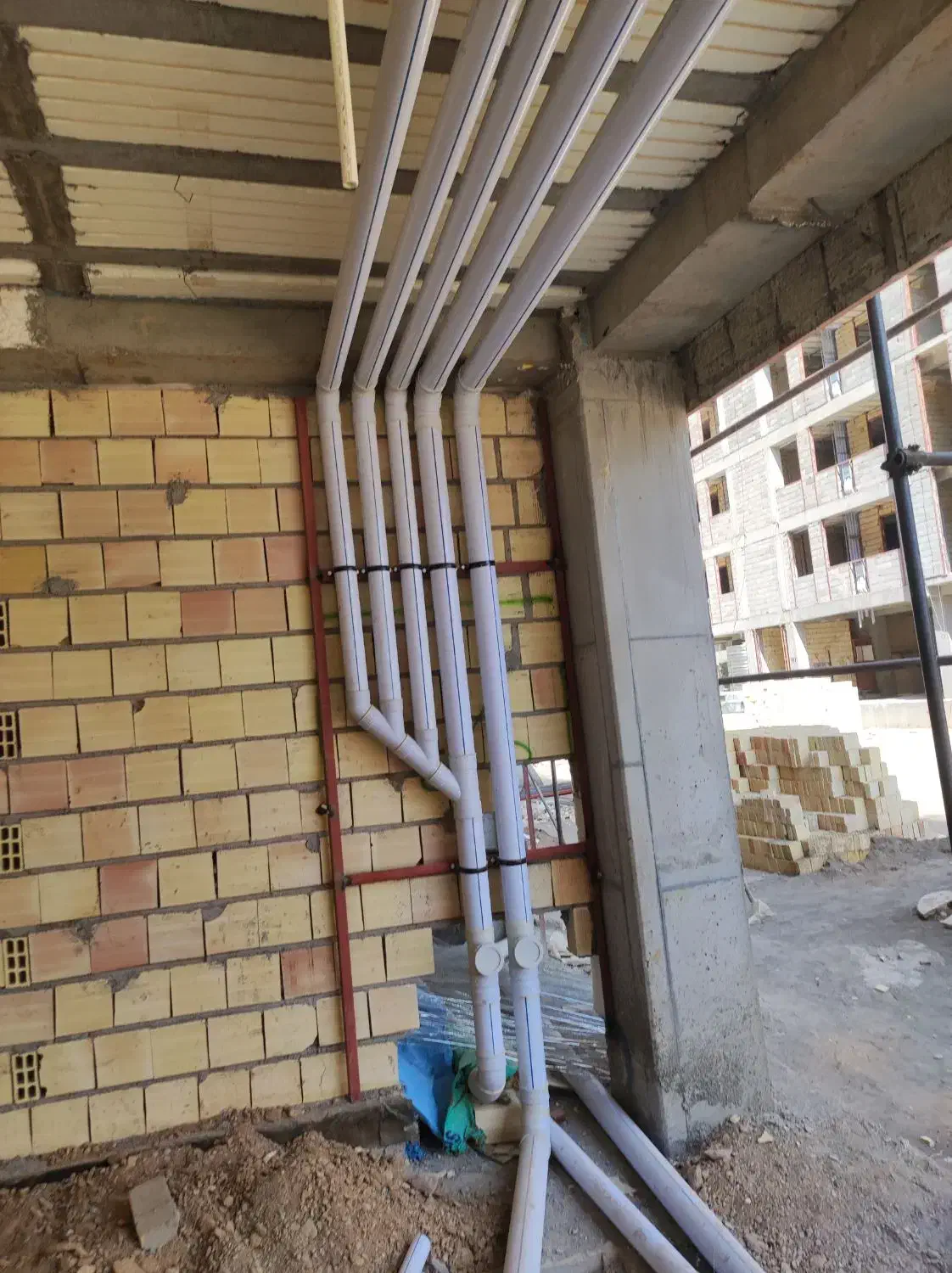 شاگرد لوله کشی|استخدام معماری، عمران و ساختمانی|قم, مسکن مهر|دیوار